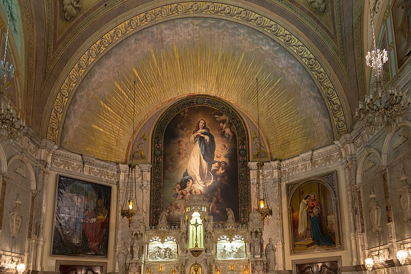 File:Notre-Dame-de-Bon-Secours Chapel 01.jpg