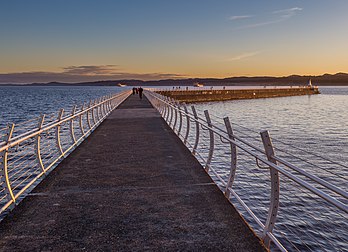 Quebra-mar de Ogden Point durante o pôr do sol, Vitória, Colúmbia Britânica, Canadá (definição 4 568 × 3 310)