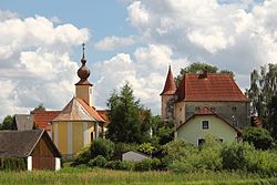 Kaple sv. Barbory a zámek Ehrendorf