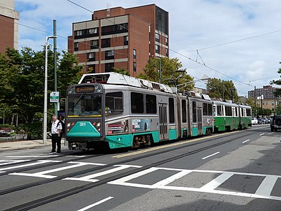 Outbound train at Mission Park, September 2022.JPG