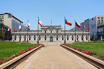 Soubor:Palacio_de_La_Moneda_-_miguelreflex.jpg