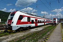 Einheiten der Reihen 660 und 661 in Žilina