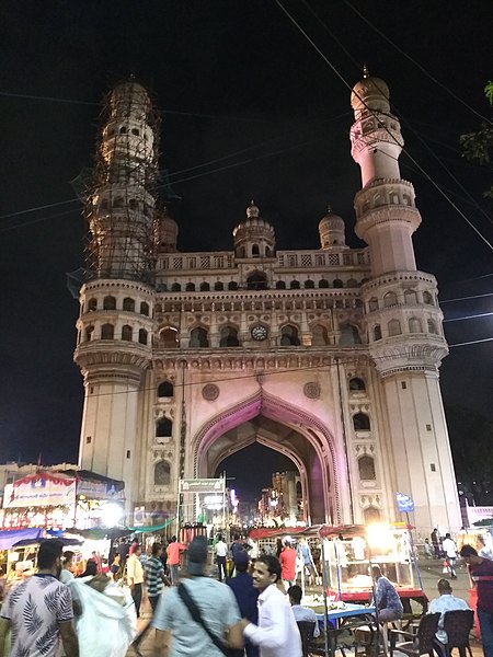 File:People at Charminar.jpg