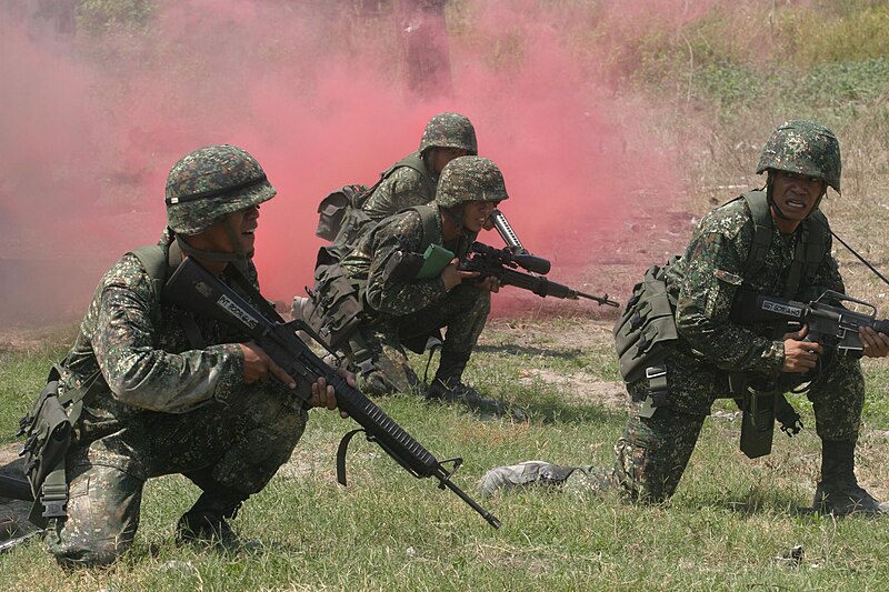 File:Philippine Marines with 28th Company 8th Marine Battalion Landing Team.jpg