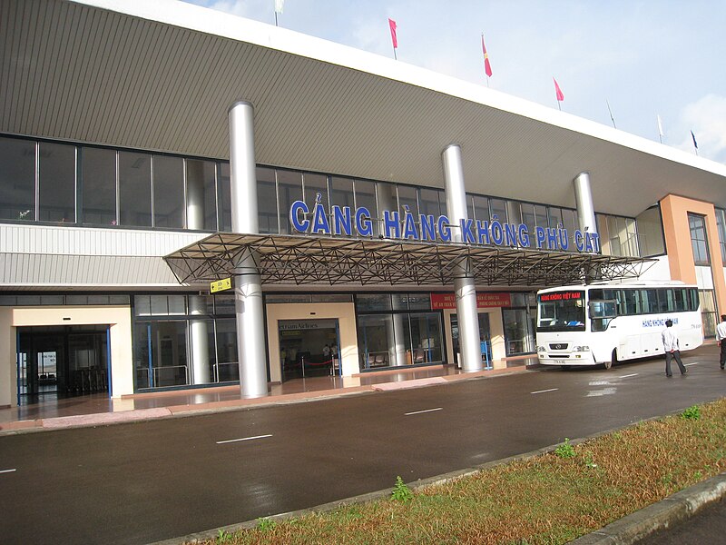 File:Phucatairport1.jpg