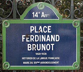 Voir la plaque.