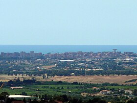 Pomezia panorama dai Castelli Romani.jpg