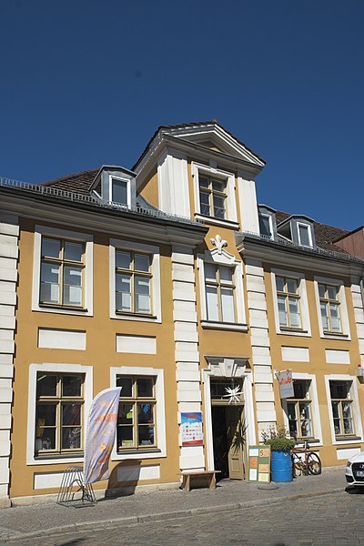 File:Potsdam Gutenbergstraße 93 630.jpg