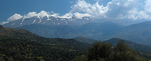 English: View of Psiloritis mountains from west, Crete Polski: Psiloritis widziana z zachodu, Kreta Ελληνικά: Άποψη από τον Ψηλορείτης (Ίδη), Κρήτη