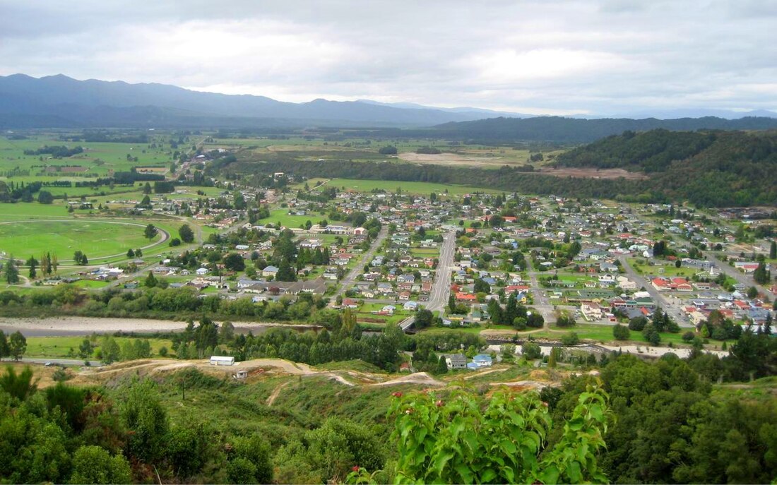 File:Reefton,West Coast.jpg