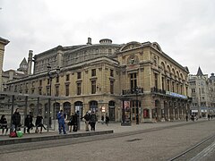 Le théâtre faisant angle Myron Herrick-Vesle.