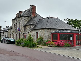 Rives-du-Couesnon - Mairie 20210617.jpg