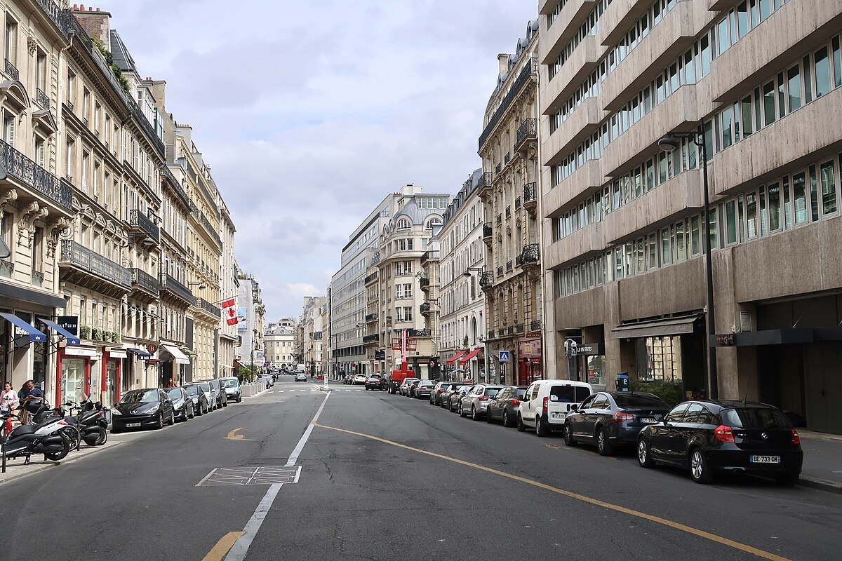 File:Immeuble, 1 rue du Faubourg-Saint-Honoré, Paris 2013.jpg