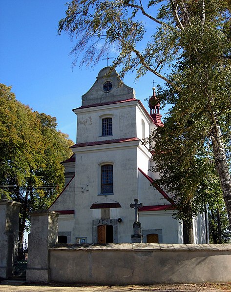 File:Ruszkow church 20061007 1300.jpg