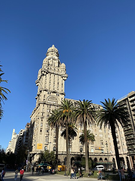 File:Salvo Palace in Montevideo.jpg