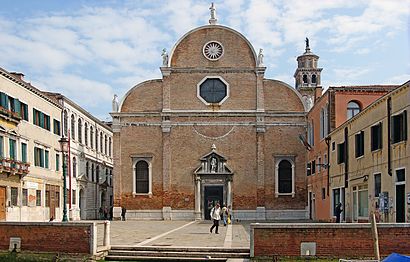 How to get to Chiesa di Santa Maria dei Carmini with public transit - About the place