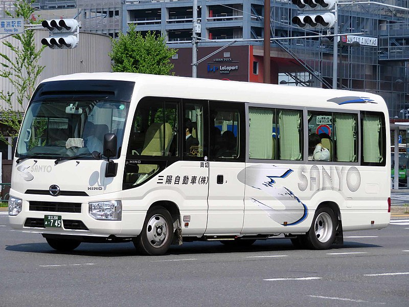 File:Sanyo Jidosha (Tokyo) Liesse 2 XZB70.jpg