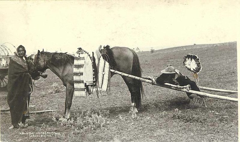File:Sioux Indian travois, ca 1893 (LAROCHE 138).jpeg