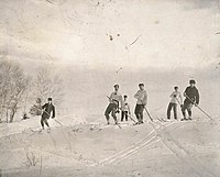 Skiing_1887.jpg