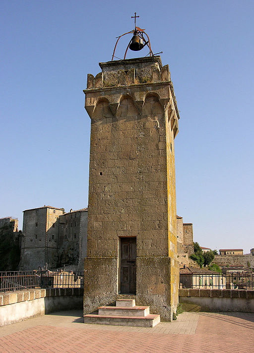 Sorano - Torre dell' Orologio lato posteriore