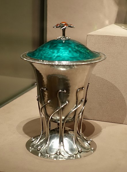 File:Sporting cup, Charles Robert Ashbee designer, Arthur Cameron and John Kirsten Bailey makers, The Guild of Handicraft, Britain, 1899, silver, enamel, carnelian - Dallas Museum of Art - DSC05196.jpg