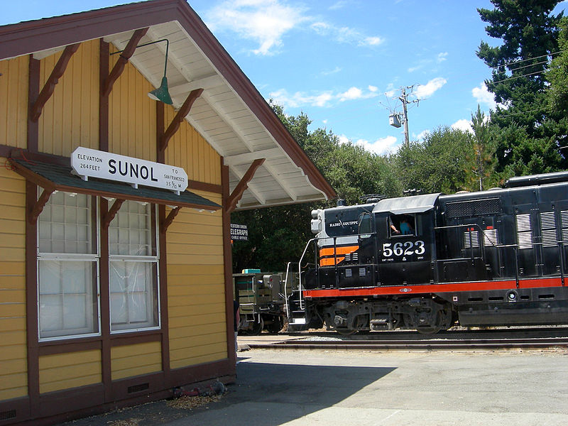 File:Sunol Depot, Niles Cañon Railway, Sunol, CA.jpg