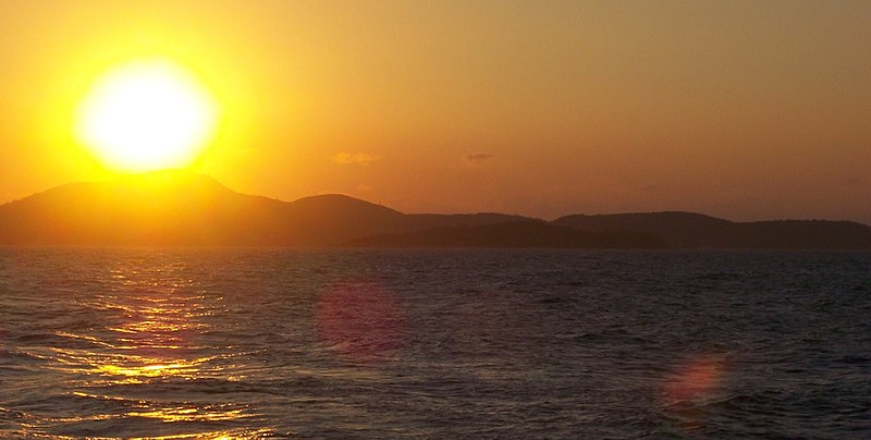 File:Sunset on Koh Larn - panoramio (1).jpg