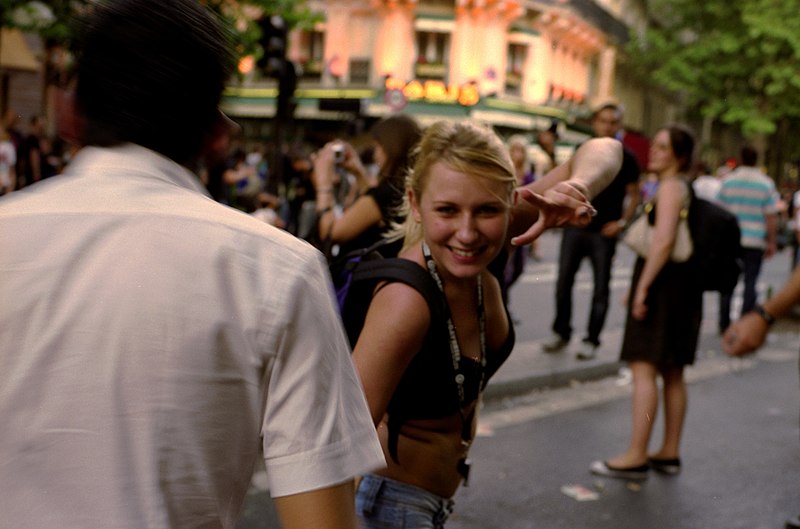 File:Techno parade 2009 (3951144225).jpg