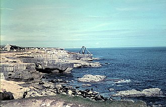 The original wooden Red Crane in 1962. The Red Crane on Portland Bill 1962-Geograph-2224310-by-Gordon-Spicer.jpg