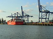 Port à conteneurs de Tilbury - geograph.org.uk - 1387005.jpg