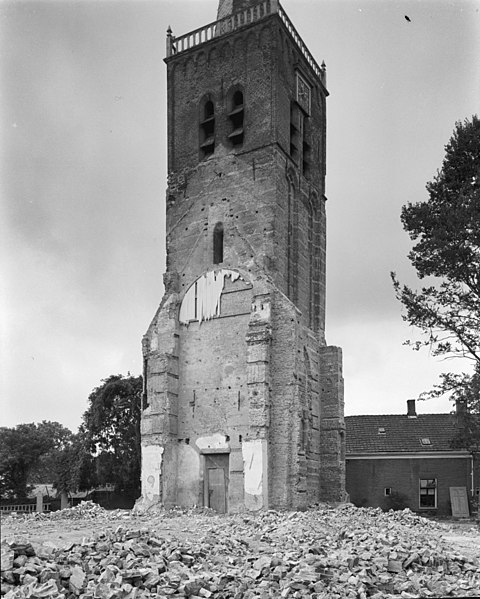 File:Toren noord-oost zijde - Nieuwe Niedorp - 20164355 - RCE.jpg