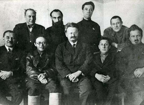 The leaders of the Trotskyist Left Opposition in Moscow, 1927 (sitting: Leonid Serebryakov, Karl Radek, Leon Trotsky, Mikhail Boguslavsky and Yevgeni 