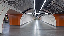 De reizigerstunnel aan de westkant