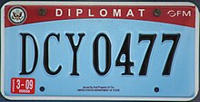 https://upload.wikimedia.org/wikipedia/commons/thumb/2/21/US_Diplomatic_license_plate_2008.jpg/220px-US_Diplomatic_license_plate_2008.jpg