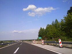 Drežnik viaduct seen from the motorway itself. Emergency lane normally found along the motorway disappears at the beginning of the viaduct.