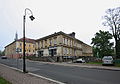 Čeština: Bývalá sokolovna ve Varnsdorfu. Deutsch: Die Turnhalle (Sokolhaus) in Varnsdorf, Tschechien.