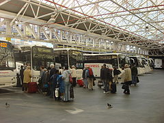 Área de abordaje de los buses