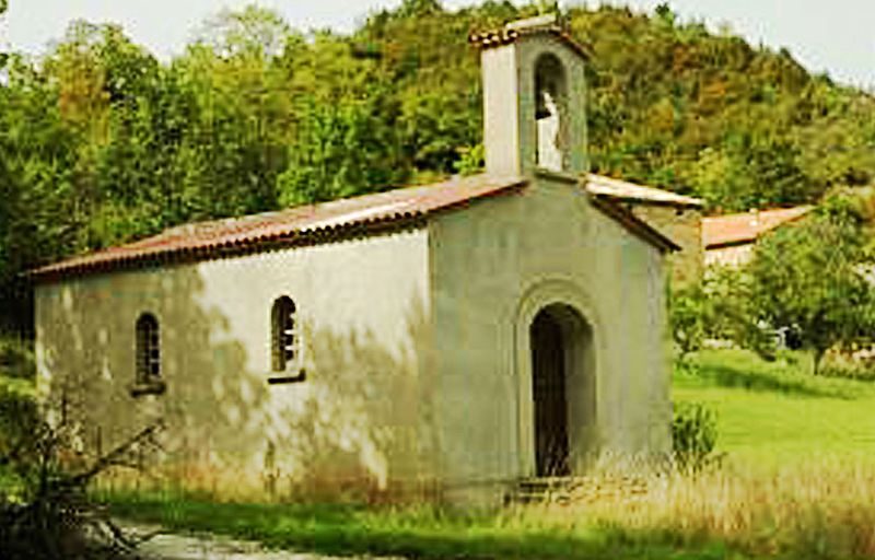 File:Villebois-les-Pins église.jpg