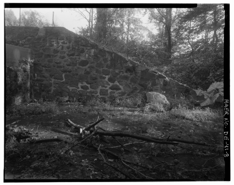 File:WEST ELEVATION OF EAST PARAPET WALL, LOOKING EAST-SOUTHEAST - Whitman Estate, Lower Pond Spillway, Approx. .5 mile south of intersection of DE72 and Ebeneezer Church Road, Newark HAER DEL,2-NEWCA,48-8.tif