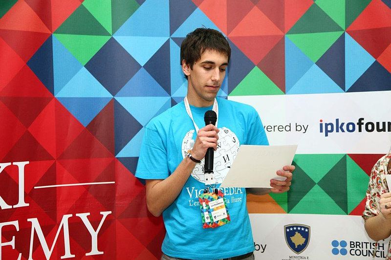 File:WikiAcademyKosovoTheAwardCeremony20.jpg