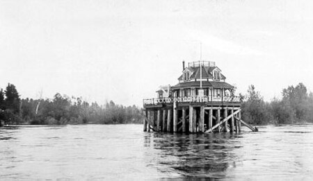 Willamette River Lighthouse