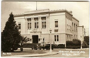 2051 - Veterans Memorial Building