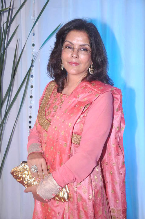 Zeenat Aman — Best Supporting Actress winner for Hare Rama Hare Krishna