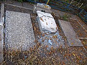 Братська могила жертв фашизму на Південо-Довгинцівському кладовищі 05.JPG