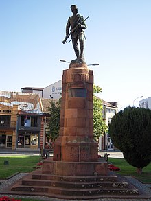 Споменик ратницима палим у Првом светском рату у Параћину.JPG