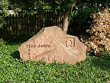 Gedenkstein anlässlich der 1.200-Jahre-Feier von Gommersheim Anfang der 2000er Jahre