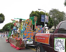 Mission Cultural Center for Latino Arts float at the 2015 Carnaval San Francisco Parade