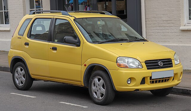 2000–2003 Suzuki Ignis GL 5-door (UK)