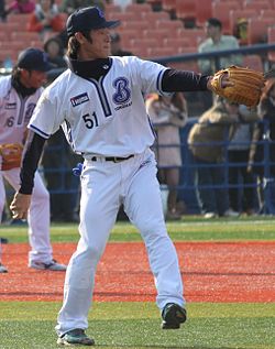20111123 Junya Ohhara, infielder of the Yokohama BayStars, at Yokohama Stadium.jpg