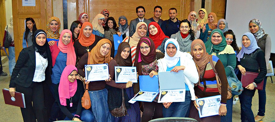 Dua Konferenco de la Vikipedia Eduka Programo en la Universitato de Kairo, Egiptio, la 27-an de februaro 2013.